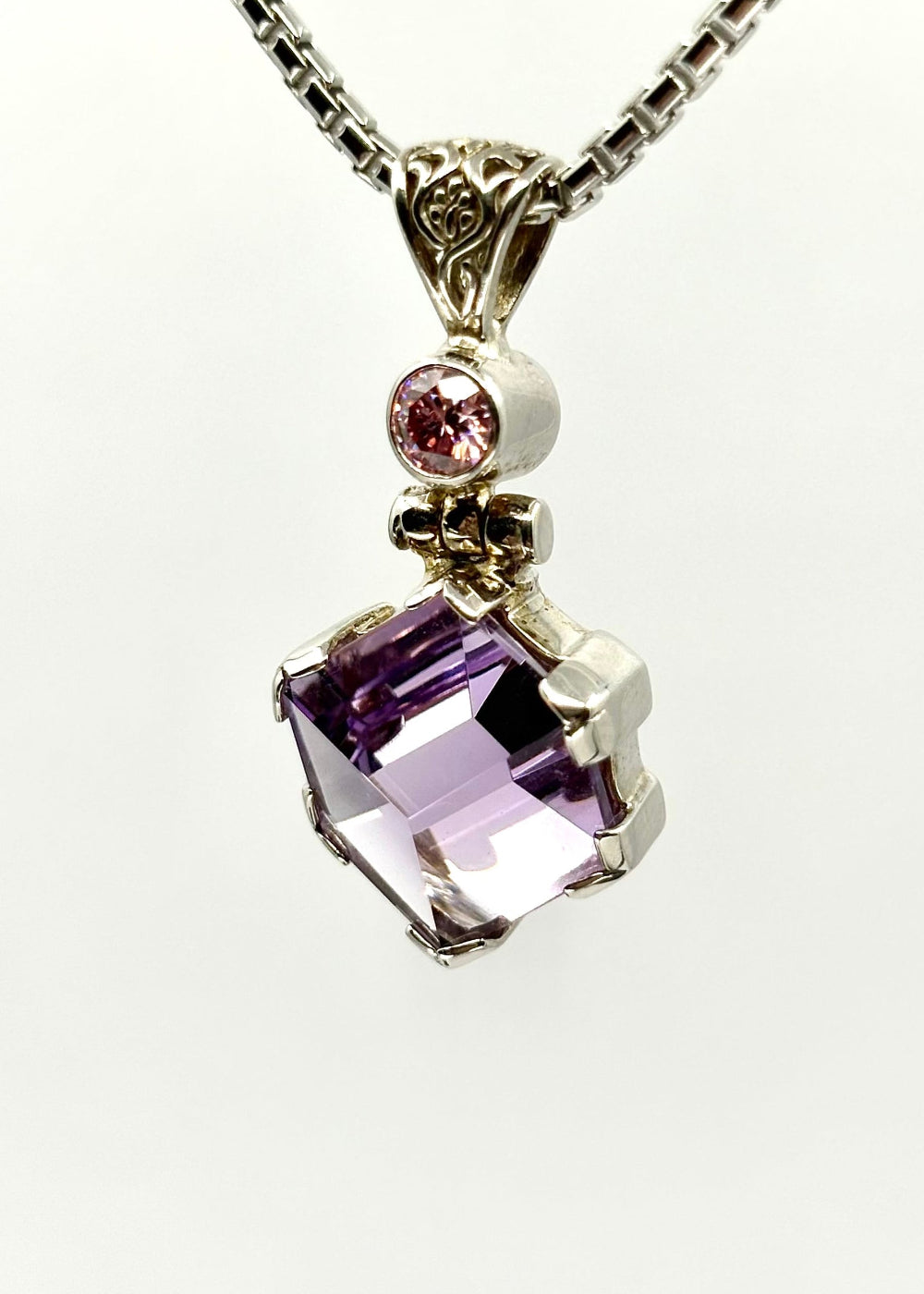 amethyst portal gemstone