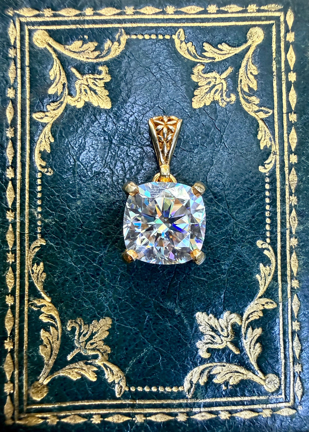 White Moissanite Fine Vibrational Gemstone Pendant