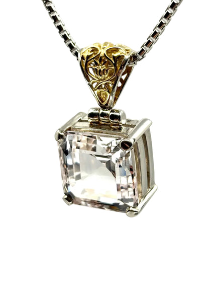 white Sapphire Asscer
