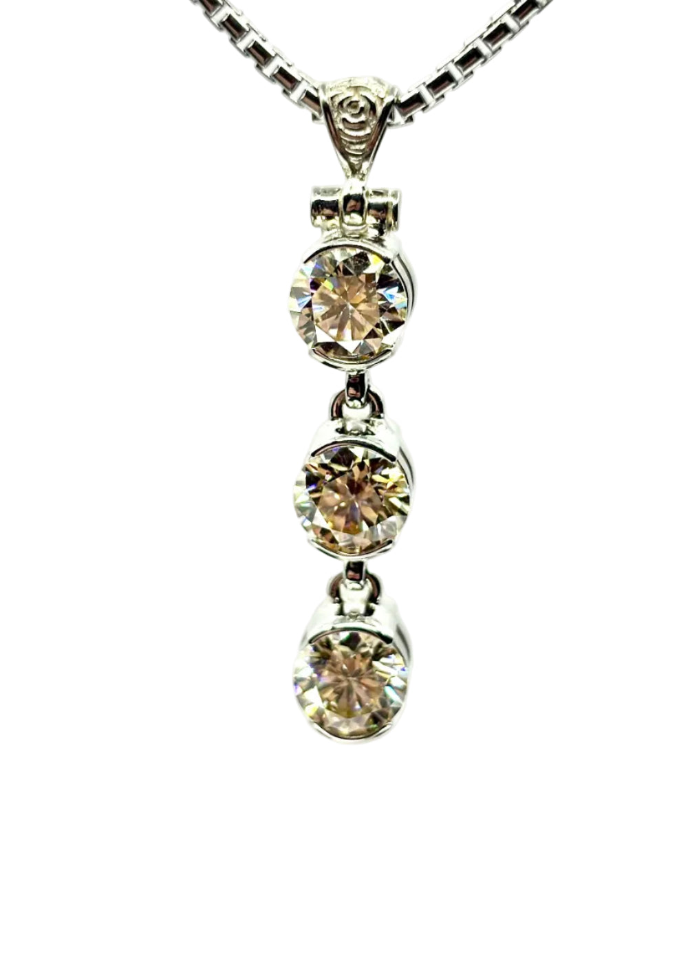 Champagne Moissanite 
