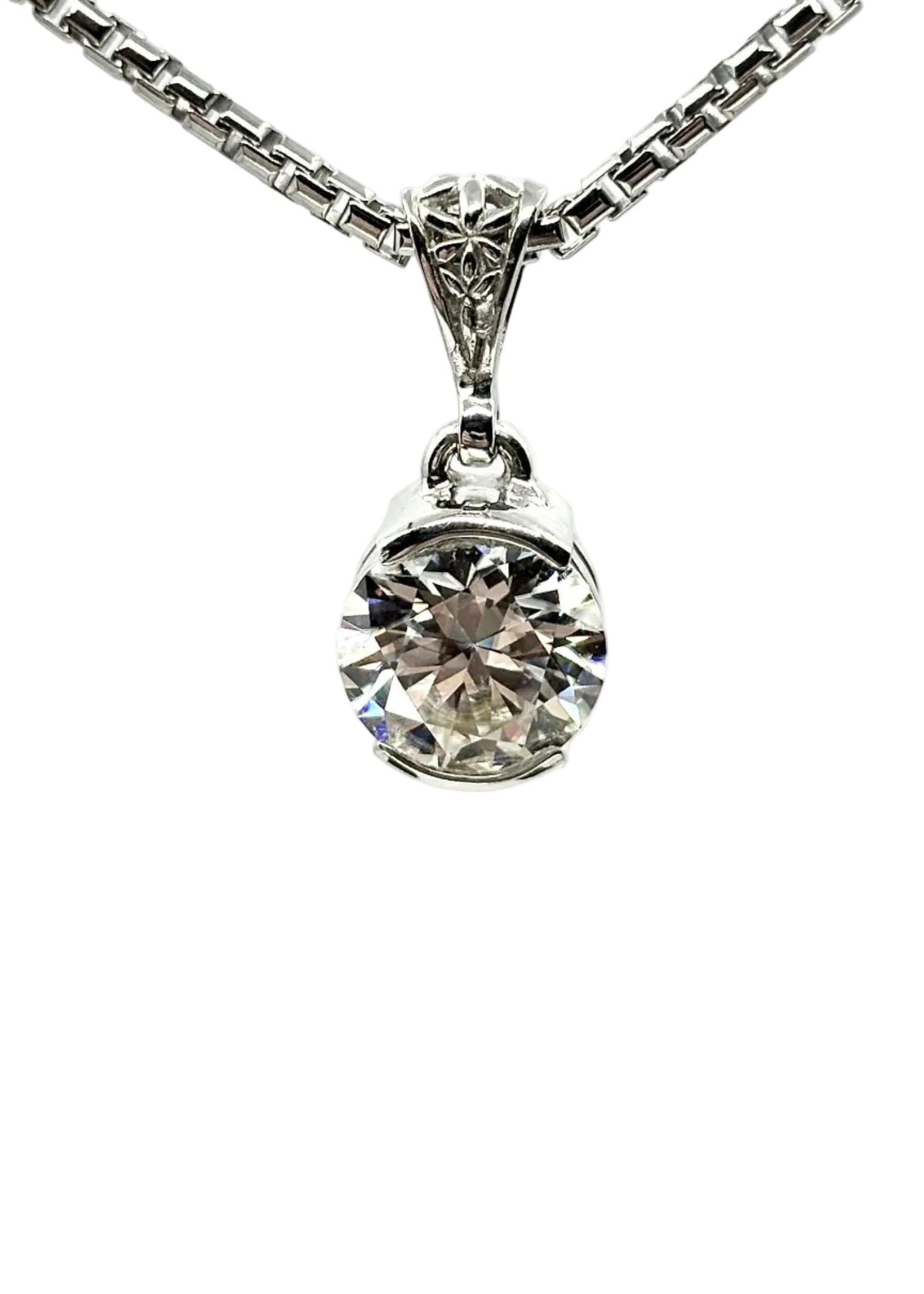 White Moissanite 