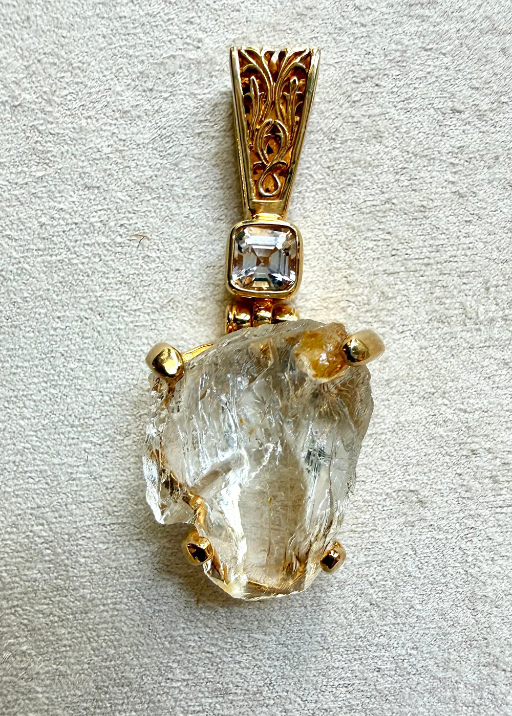 Raw Goshenite 