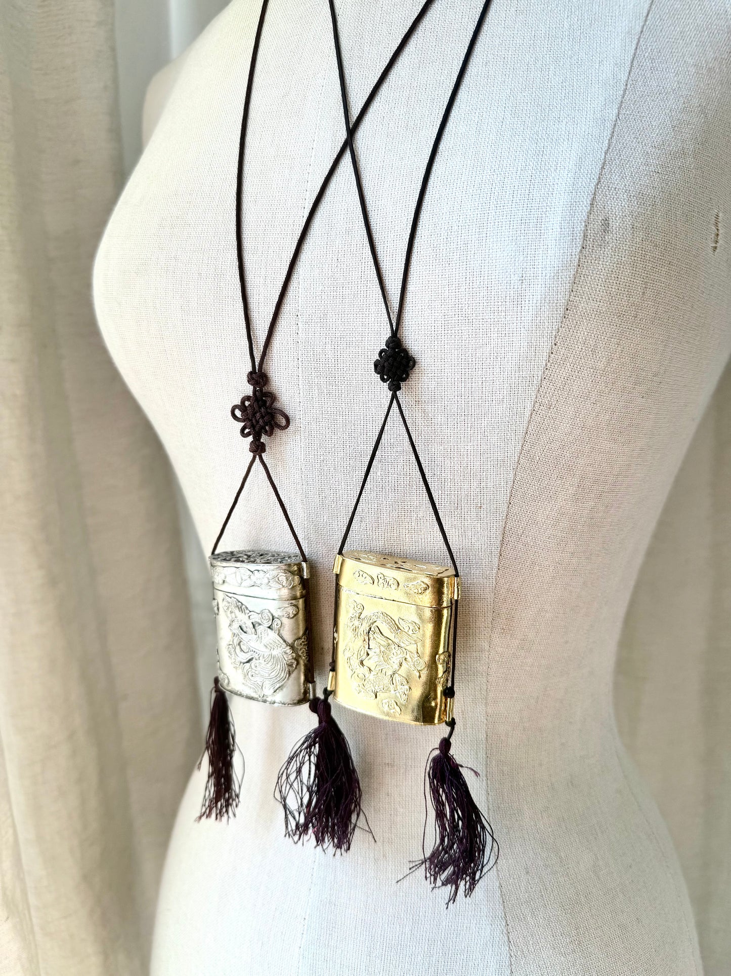 Vintage Silver Tone Dragon Embossed Tassel Trinket Box Necklace