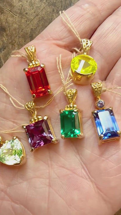 Biron Emerald Fine Vibrational Gemstone Pendant